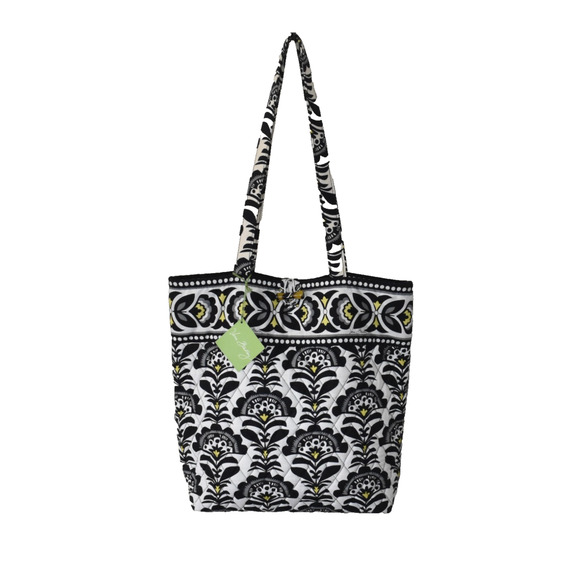 A5 NWT VERA BRADLEY Fanfare Pattern White/Black Shell Toggle Closure Tote Bag - Picture 1 of 5